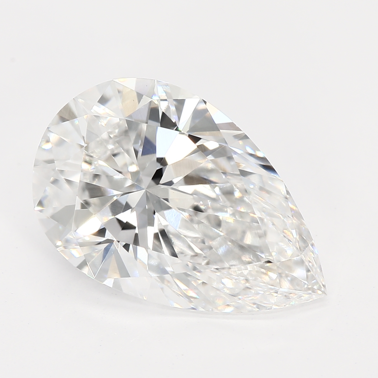 Pear lab-grown diamond