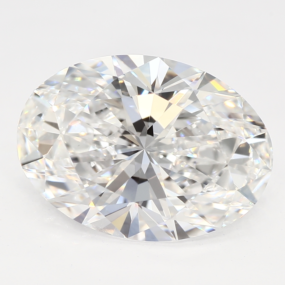 Oval lab-grown diamond
